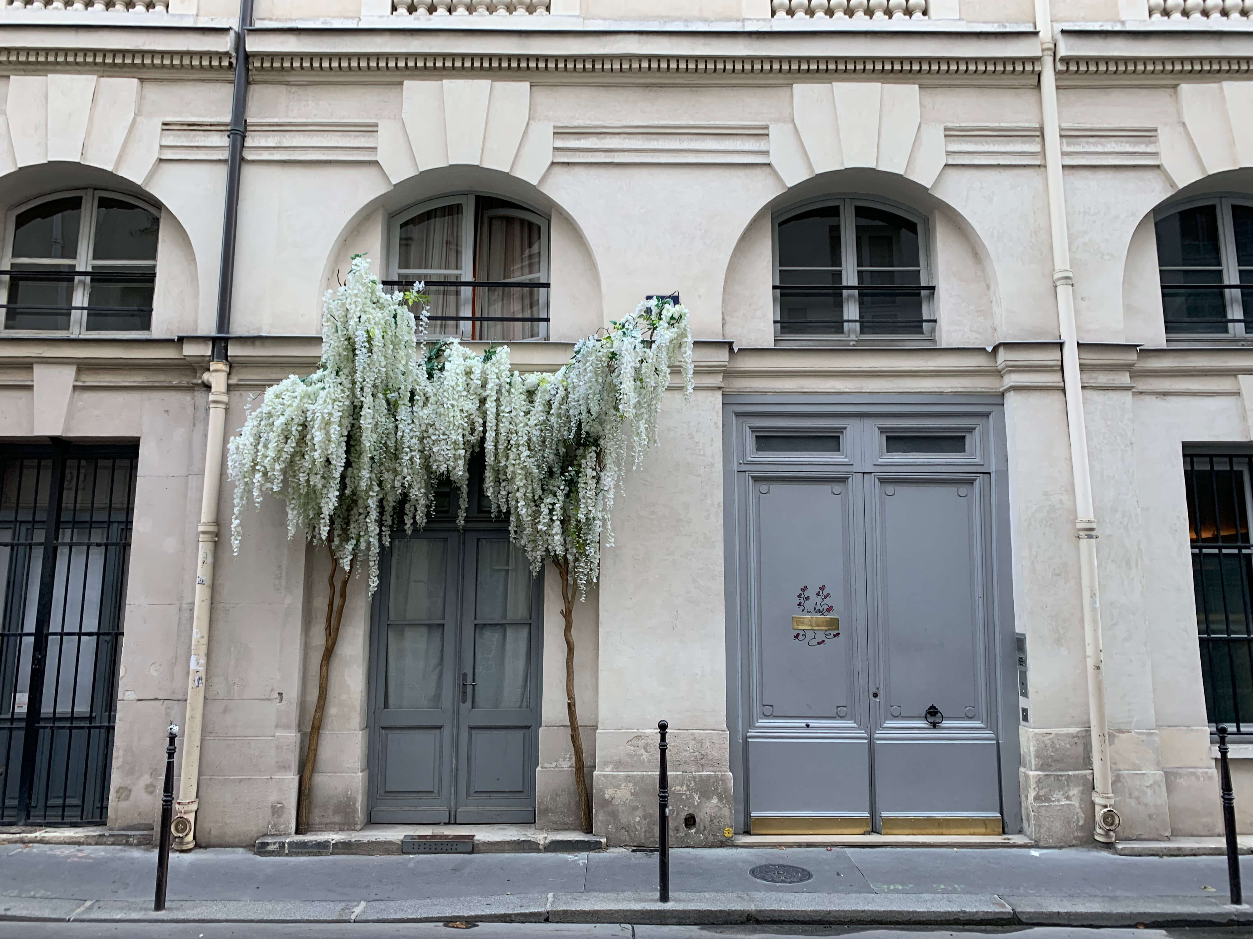 滞仏日記「承前、さらに新たな疑惑が発覚。息子に裏切られた哀れな父ちゃん」