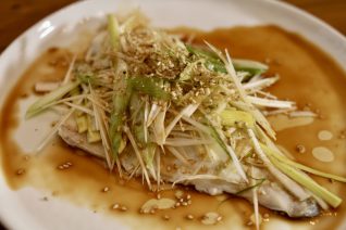 父ちゃんの料理教室「いろんな料理に飽きたら、中華風蒸し鯛、であっさりごはんにすべし」