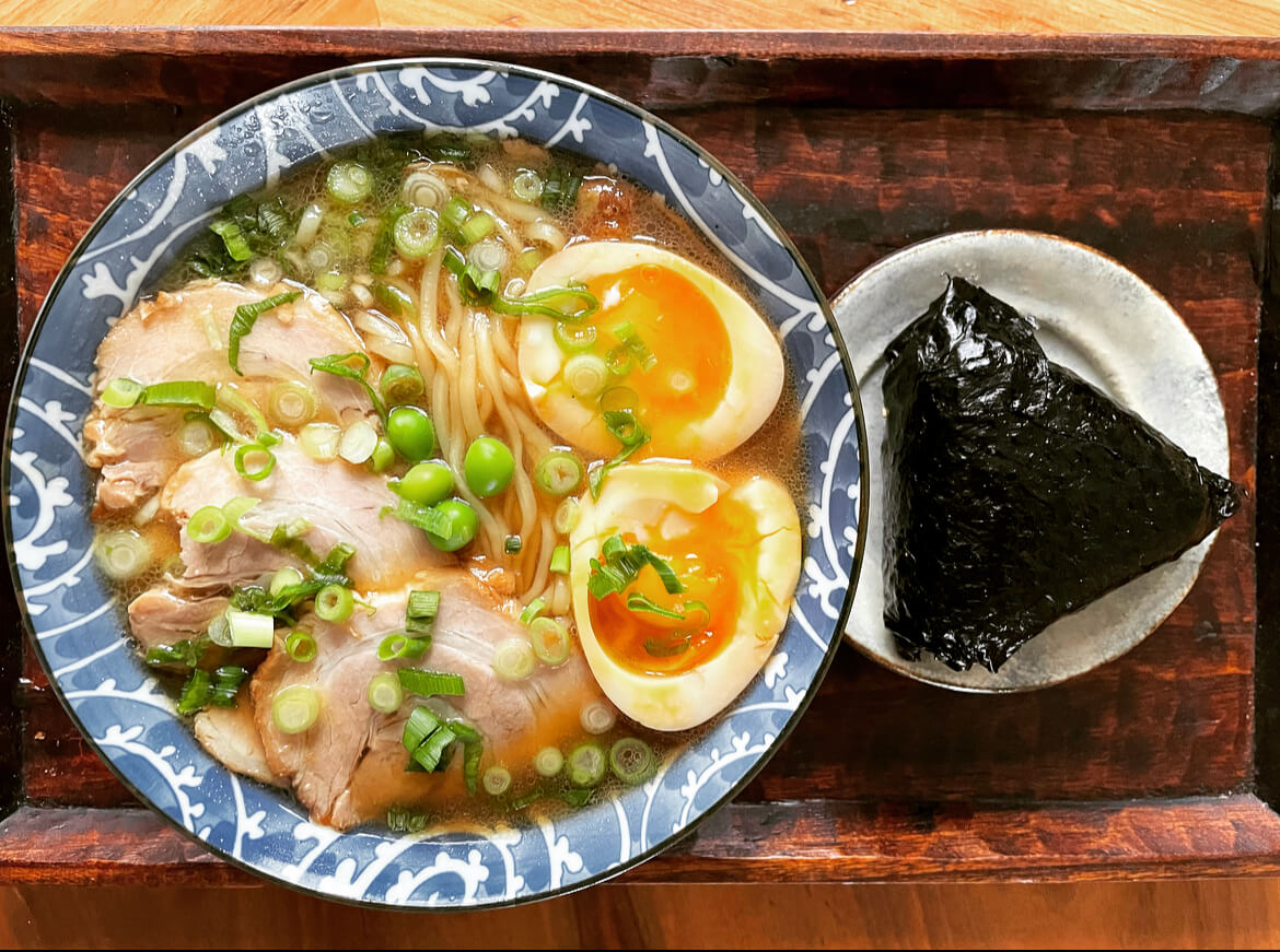 父ちゃんのレシピ「インスタントラーメンを豪華ラーメンに変える術」