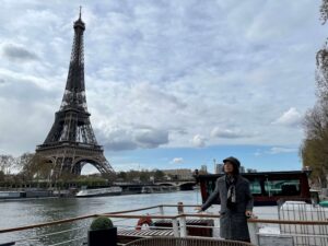 滞仏日記「ついに奇跡が起こる。しかし、この用意周到な奇跡の起こし方」