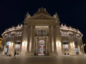 滞仏日記「見かたを変えることで、見えてくるもう一つの世界」