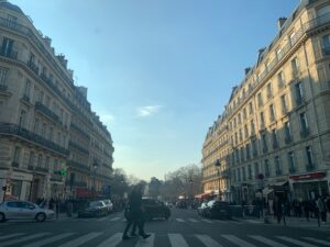 滞仏日記「ぼくは湯舟の中で頭も身体も洗うフレンチ・スタイル派なのです」