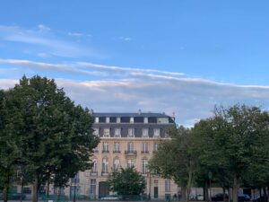 滞仏日記「大学生になる息子と新生活にいったいいくらかかるのか話し合った」