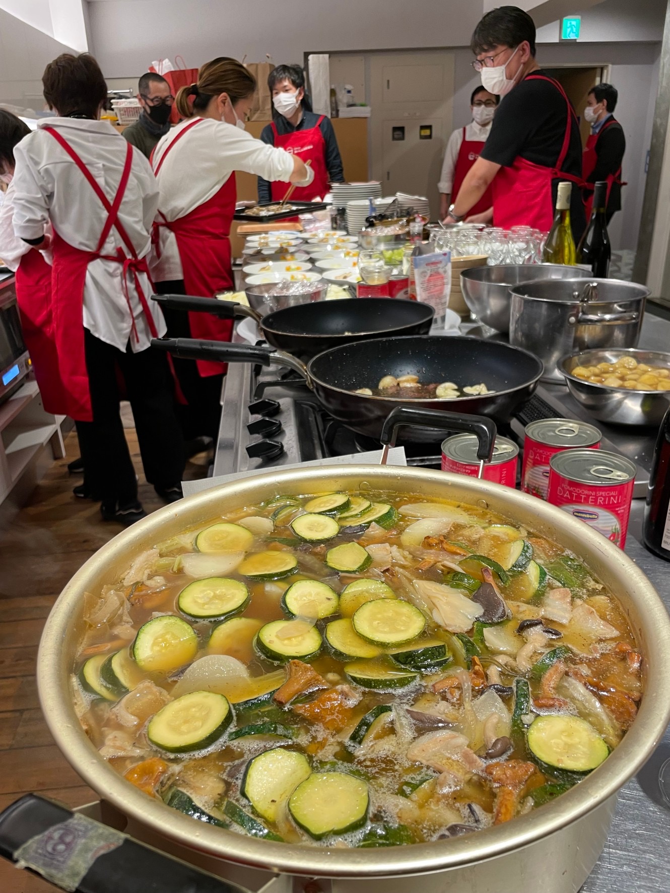 滞日日記「ついにお笑い料理ユニット、だんちゅうでござる、がデビュー！」