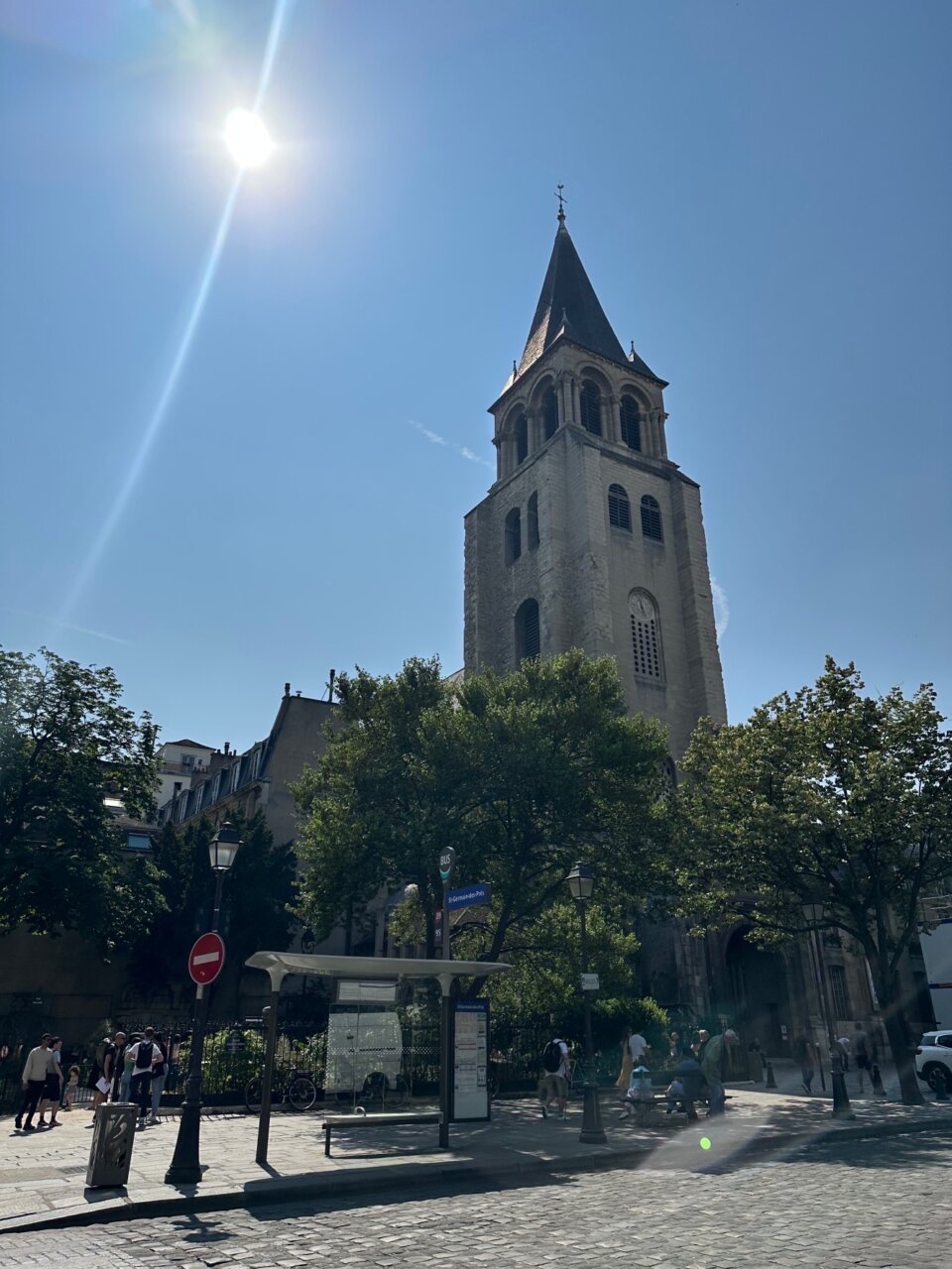 滞仏日記「長谷っちが引き継ぎのために事務所にやってきた。最後のまかないを作った」