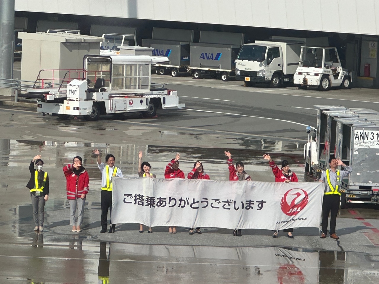 滞日日記「福岡空港でまたまた日本の素晴らしさに涙した、父ちゃんなのであった」