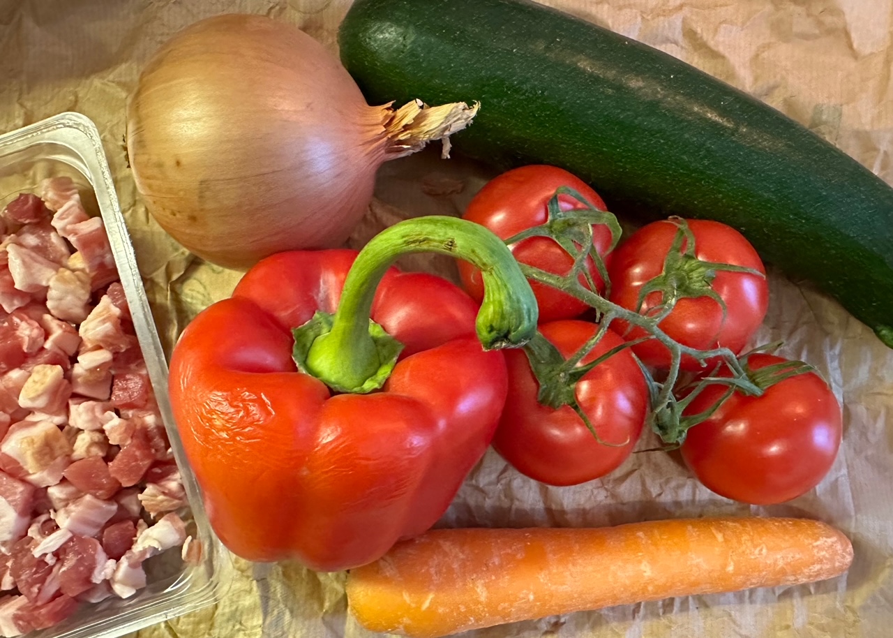 フランスごはん日記「野菜って美味しいよね。そのうまさを濃縮、父ちゃんのミネストローネ！！！」