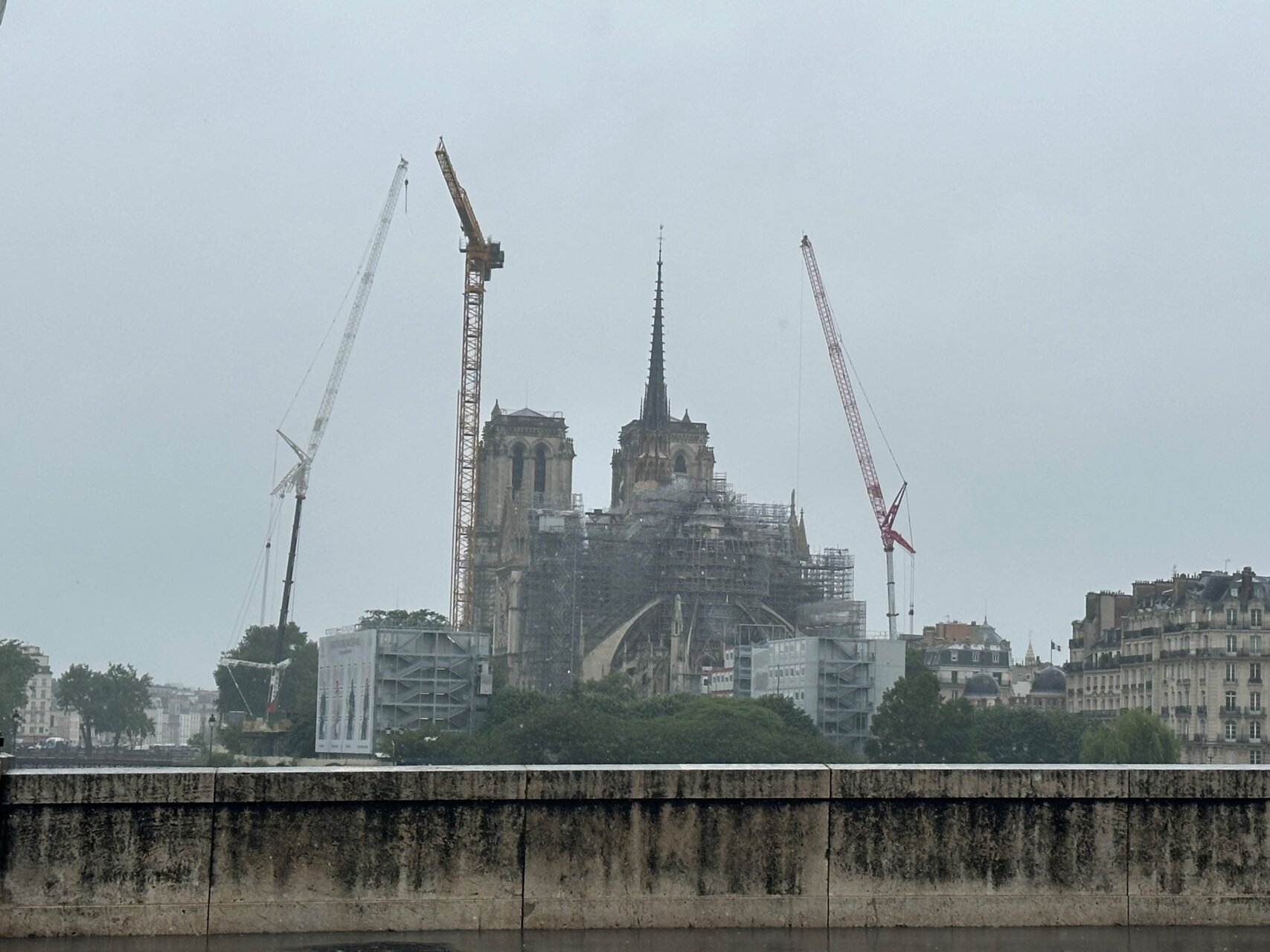 滞仏日記「フランスの個展開催が決定しました！　なんと、１０月４日から！」