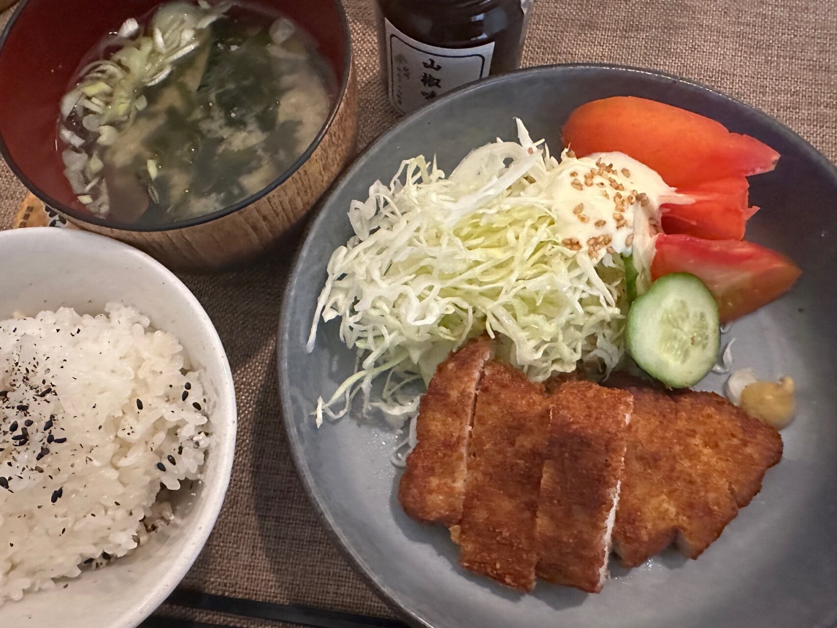 滞仏日記「父ちゃんは自分が食べるごはんだからこそ、雑にしない飯を心がけ」