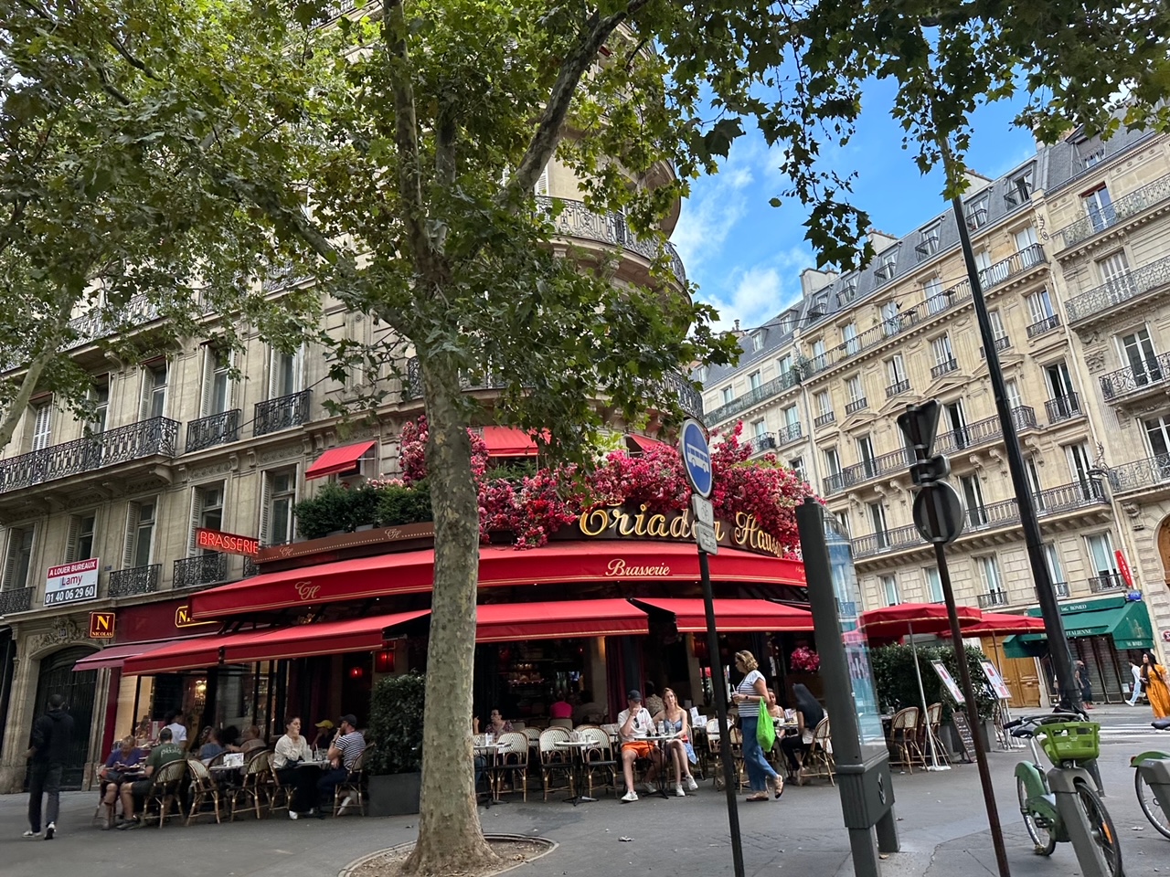 滞仏日記「ガラガラのパリ、フランス人のいない静かなパリで、疲れを癒す父ちゃん」