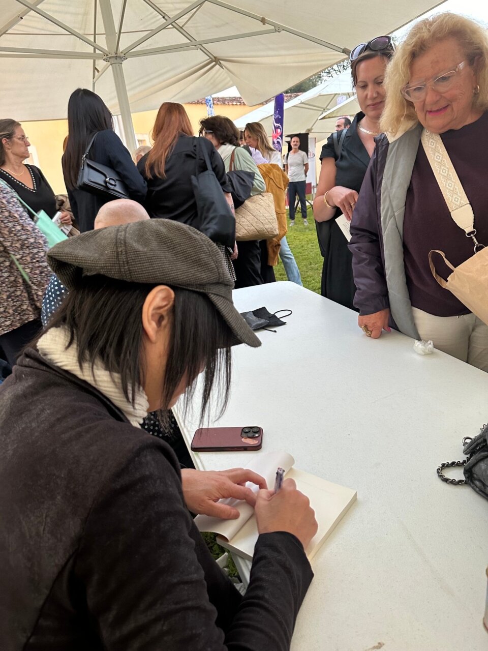 フランスごはん日記「なぜ、あなたは小説を書くのか、何を描くのか、とコルシカ人に質問された」