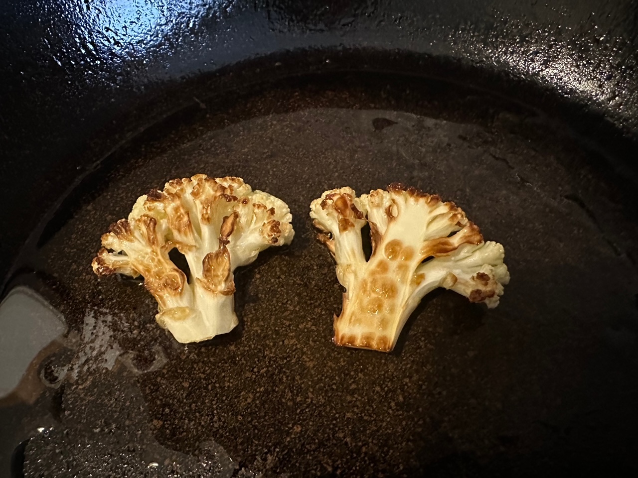 仏飯日記「やっとフレンチっぽい飯にたどり着いた。カリフラワーのスープ、美味いぞー」