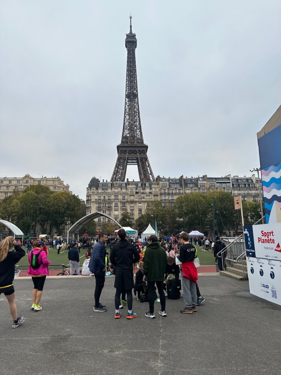 フランスごはん日記「子供を預かってくれと頼まれ、不意に子供食堂主人になった、父ちゃん」