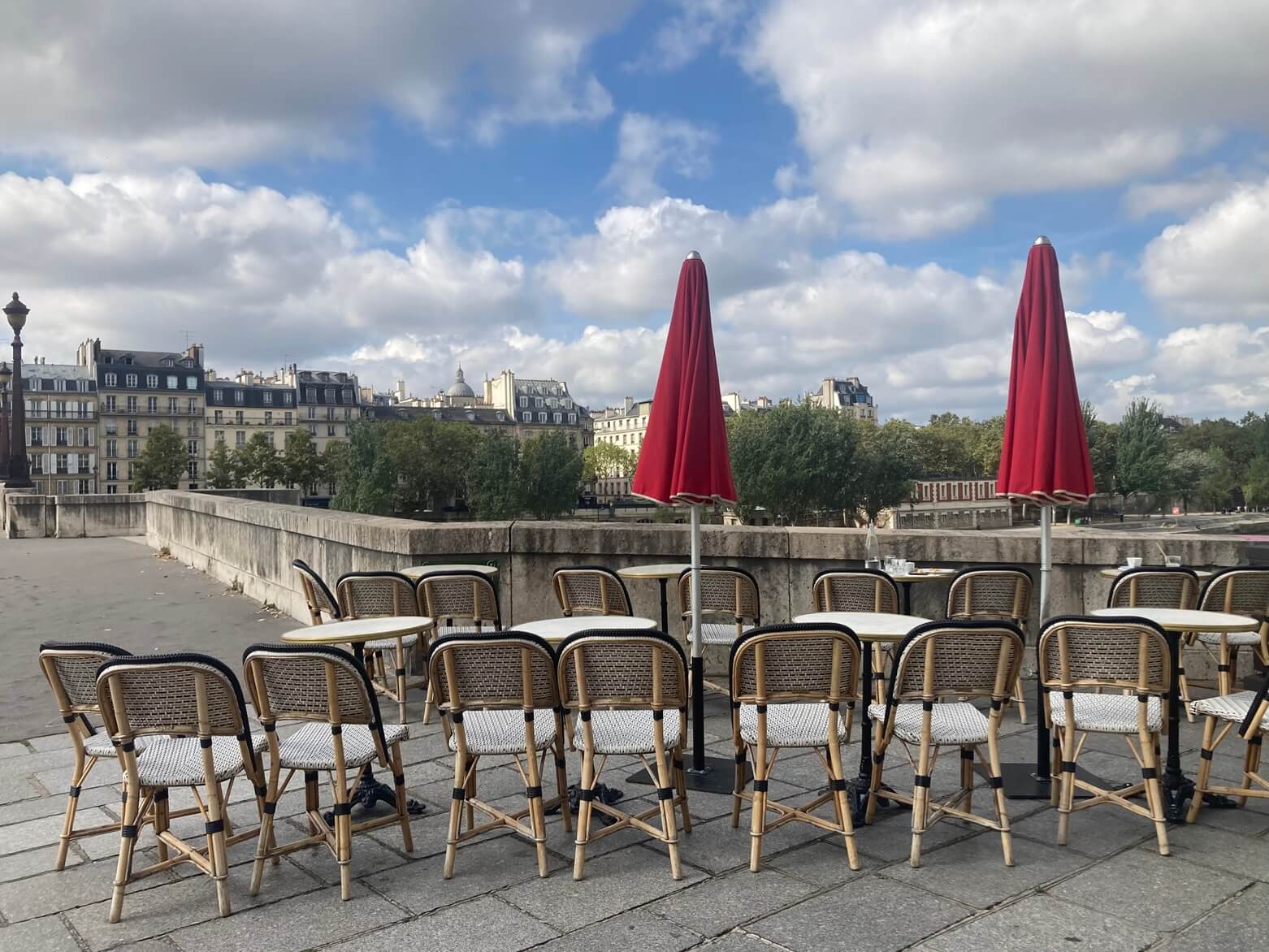 パリ最新情報「フランスのカフェとビストロ、国の無形文化遺産に登録へ！ 人々の生活に欠かせない場所として」